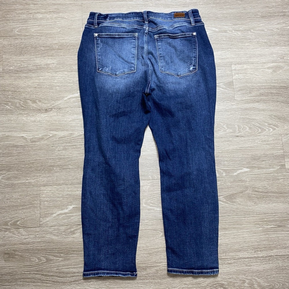 Judy Blue Los Angeles Jeans Women's 18W Blue Boyfriend Fit Distressed Stretch - Picture 6 of 8